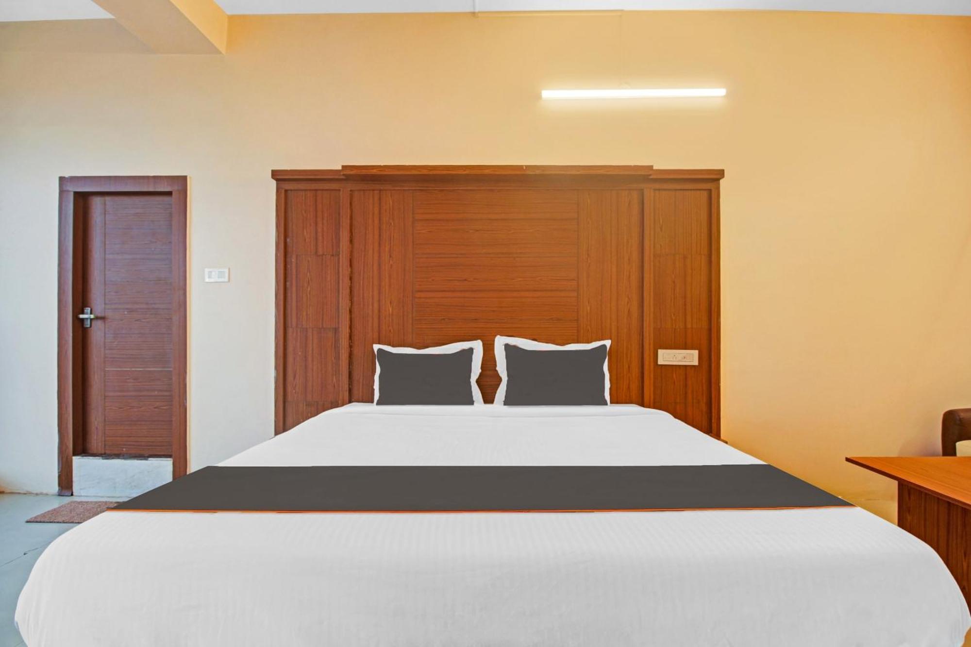Super Collection O Hotel Aqua Villa Near Netaji Subhash Chandra Bose International Airport Gauripur  ภายนอก รูปภาพ